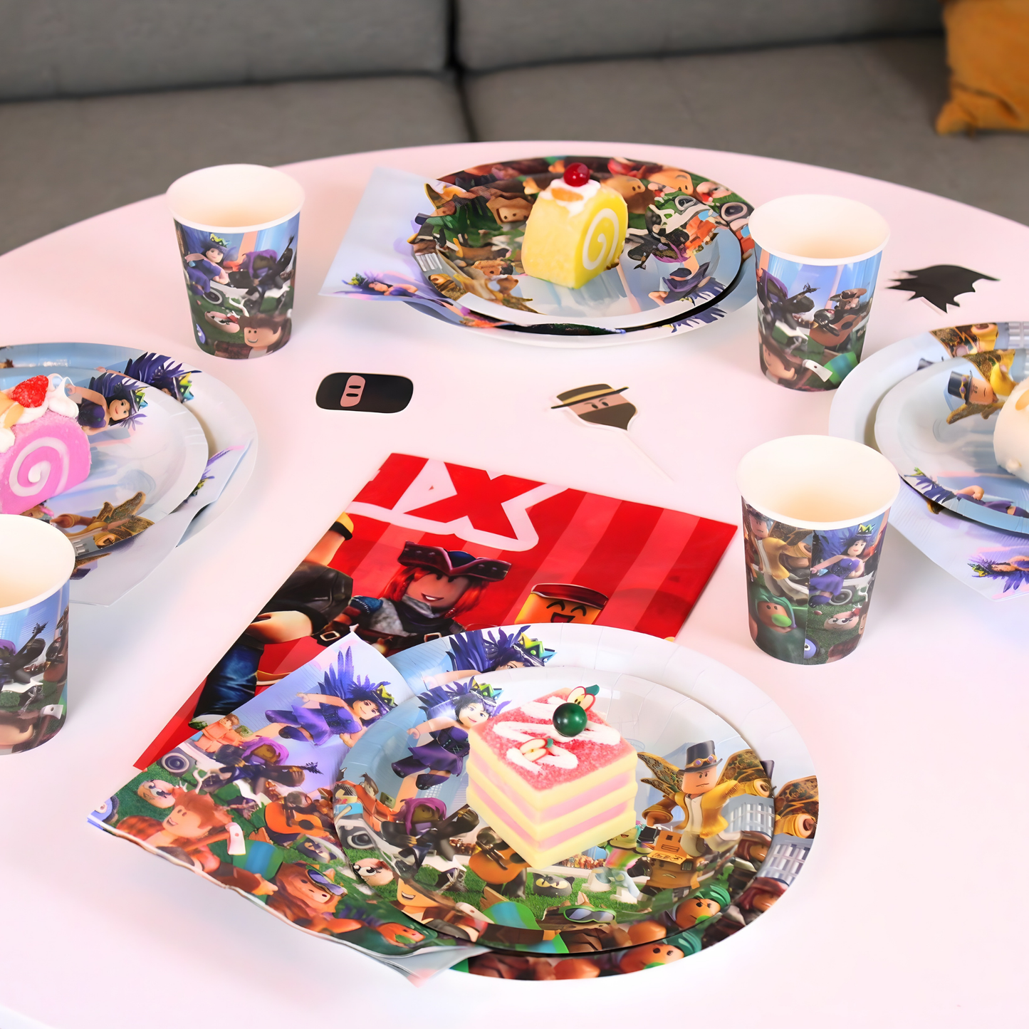 10-piece matching blue plastic cutlery set for a Roblox birthday theme.